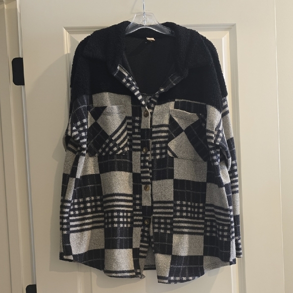 7th Ray Black and Gray Plaid Cardigan - Picture 1 of 1